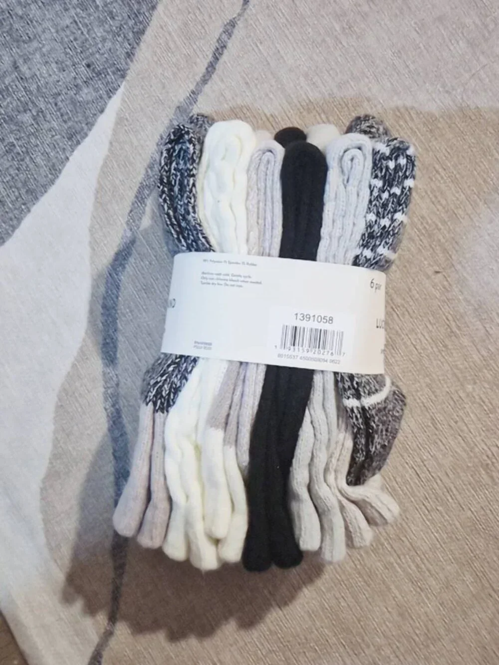 Lucky Brand Women’s 6 Pair Super Soft Boot Socks Neutral Black White Gray